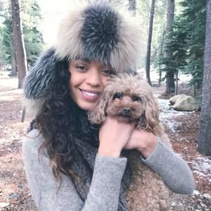 Meet your Posher, Angy